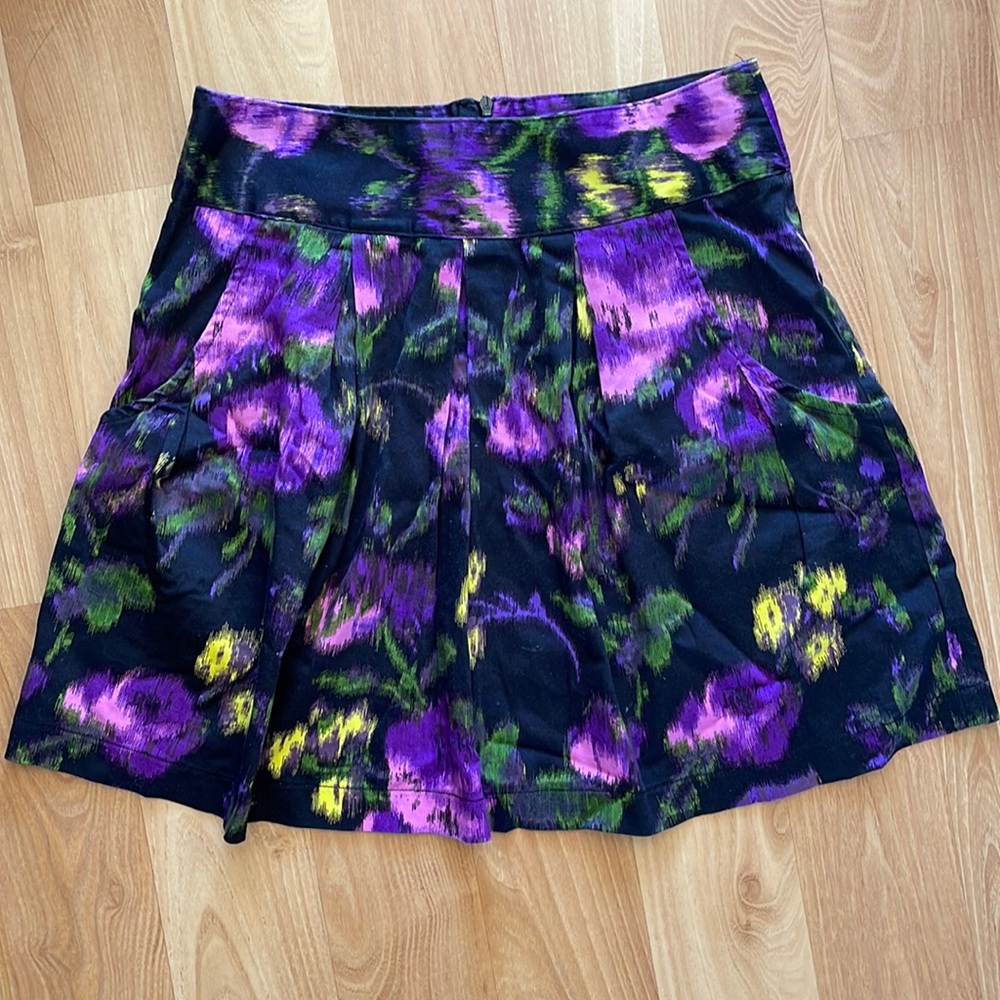 Silence + Noise pleated skirt. Size 2.